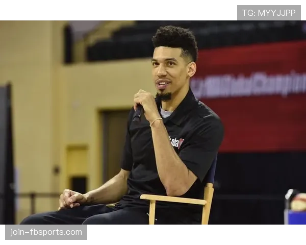 丹尼·格林精准无球跑位提升防守转换效率明显